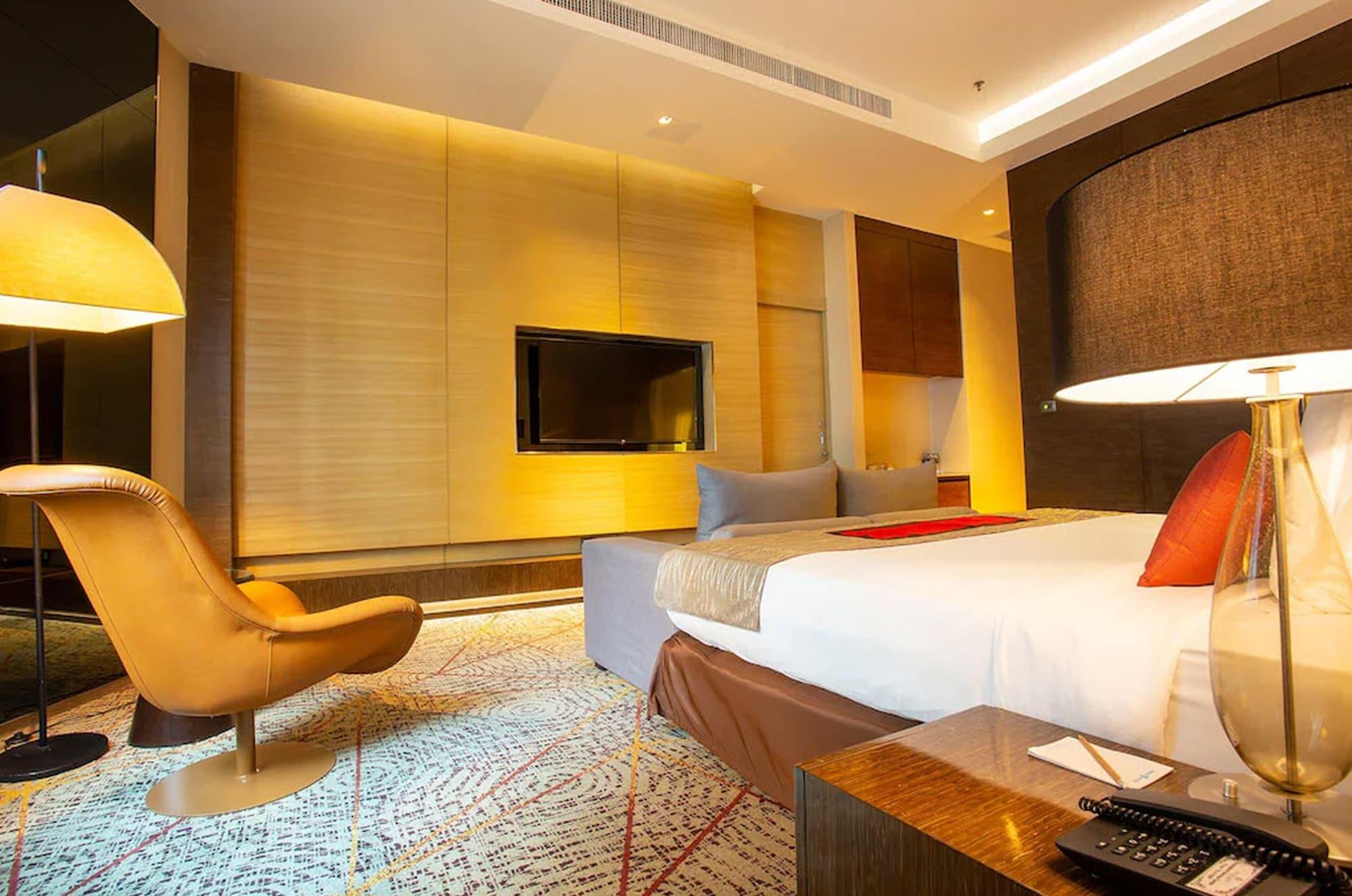 Khách sạn Graceland By Grace - Sha Extra 4*